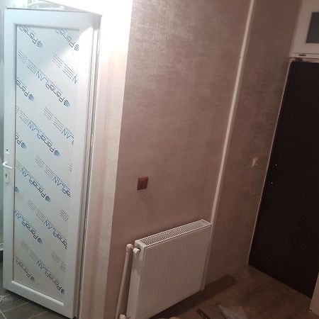 Solo Budget Apartment ティビリシ エクステリア 写真