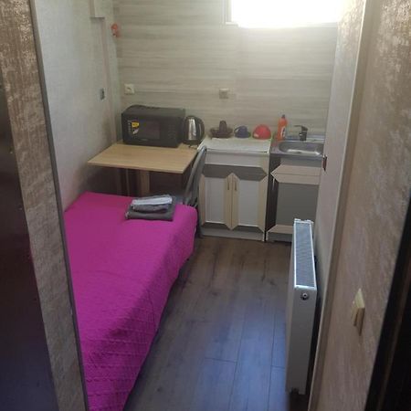 Solo Budget Apartment ティビリシ エクステリア 写真
